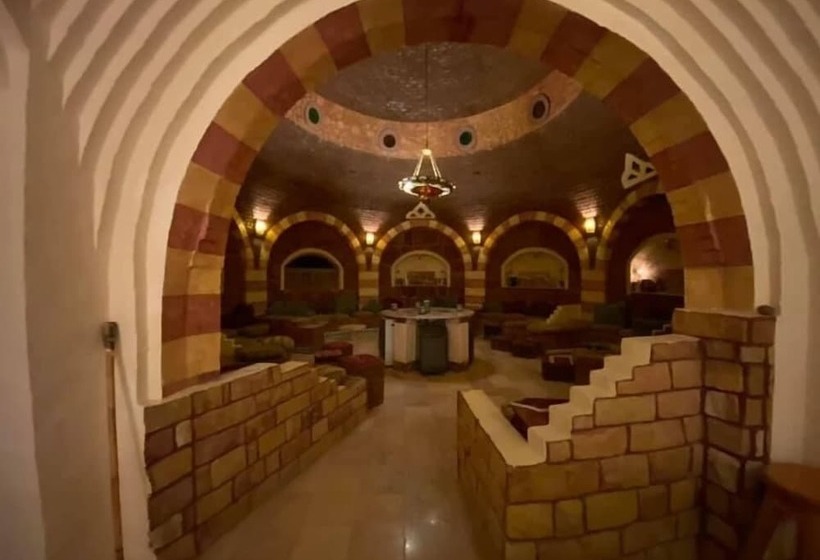 هتل International Hot Spring