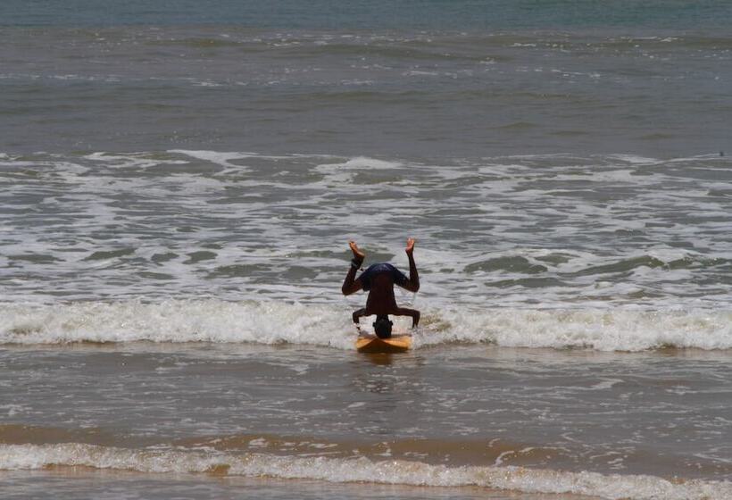 فندق Jagabay Resort & Surfing School