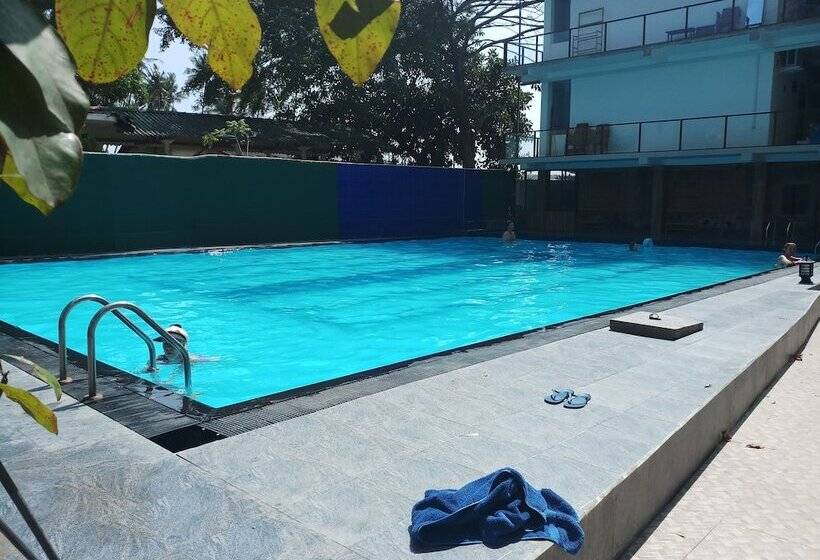 فندق Jagabay Resort & Surfing School