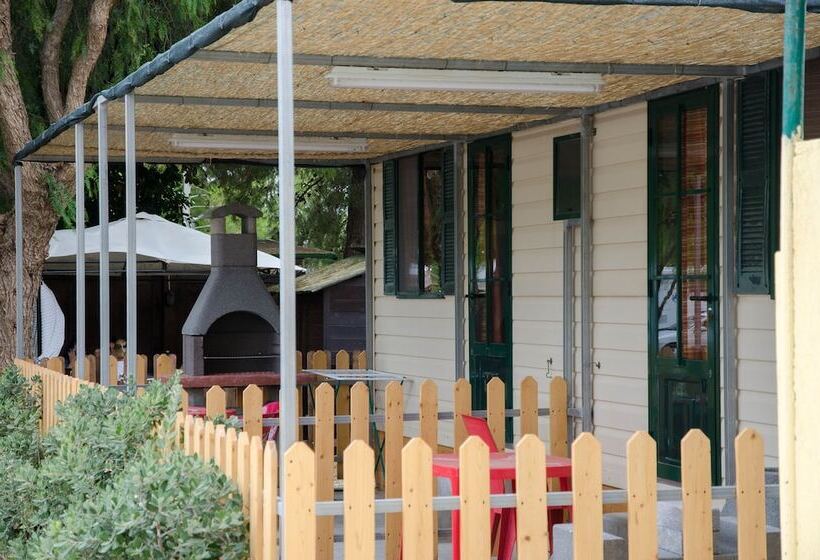 فندق Kamemi Village & Camping