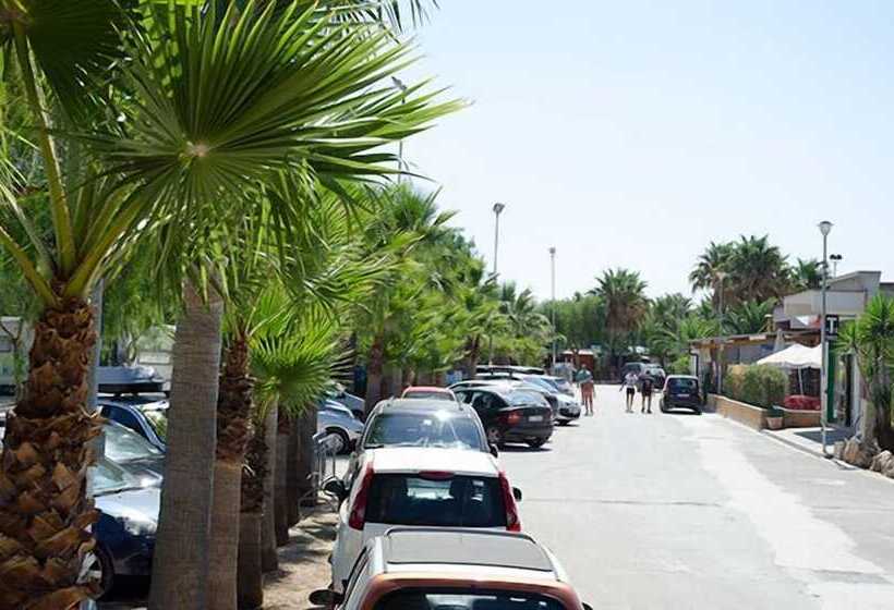 فندق Kamemi Village & Camping