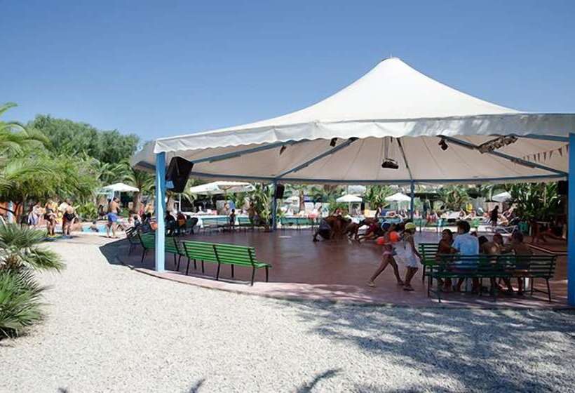 فندق Kamemi Village & Camping