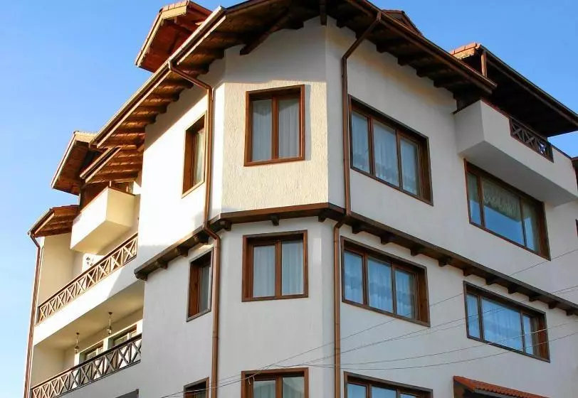 בית מלון כפרי Korina Sky