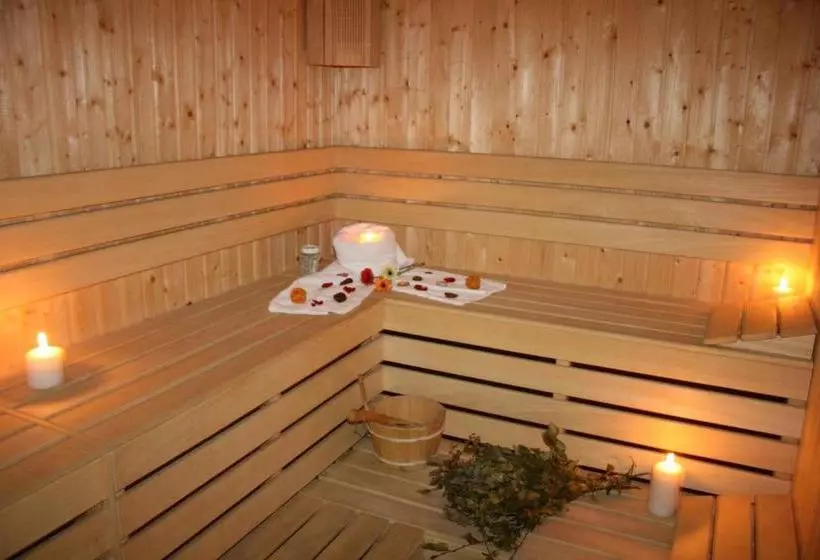 בית מלון כפרי Korina Sky