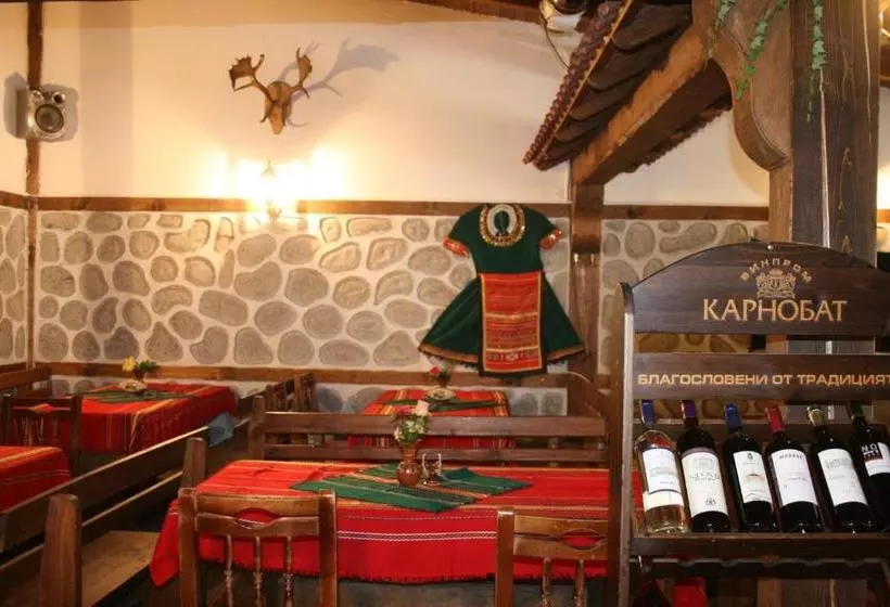 בית מלון כפרי Korina Sky