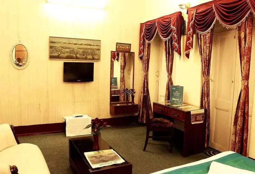 ホテル Oyo Rooms Ballygunge Place