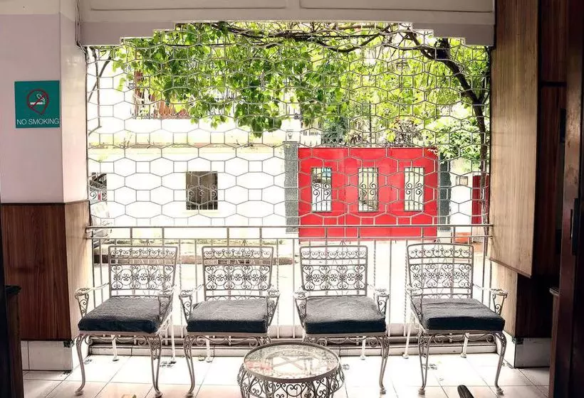 ホテル Oyo Rooms Ballygunge Place