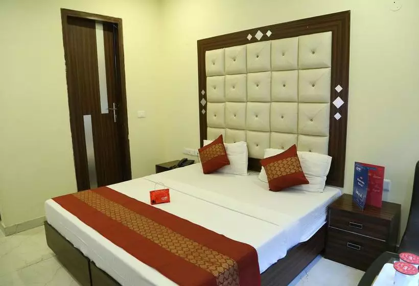 酒店 Oyo Rooms Sector 22 Mobile Market