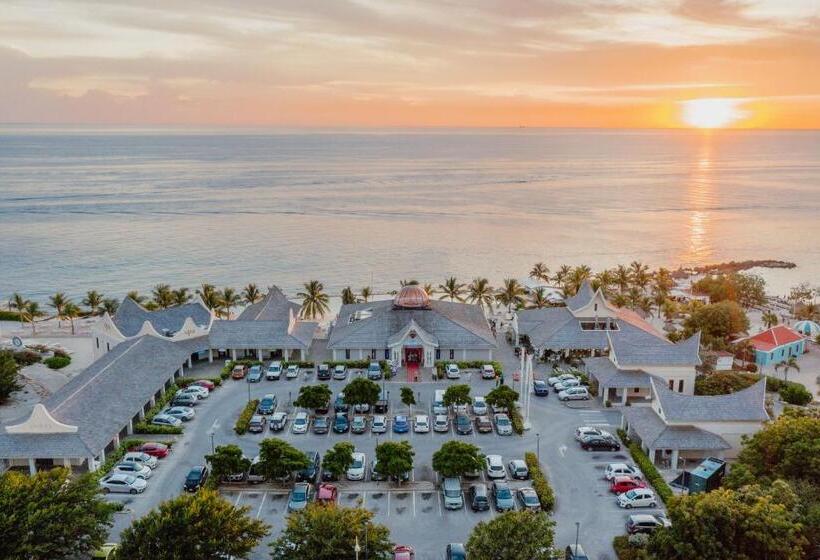 هتل Papagayo Beach