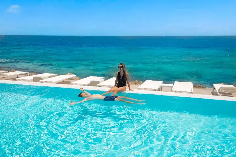 هتل Papagayo Beach