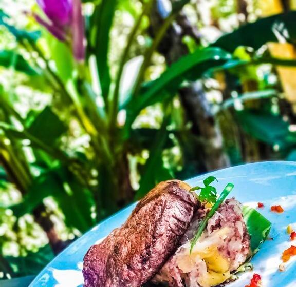 Otel Selva De Laurel