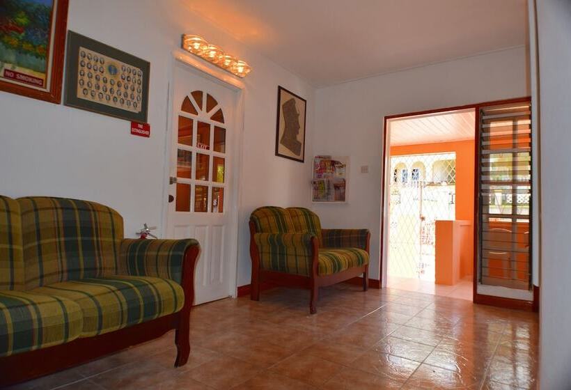 هتل Shonlan Inn And Apartments