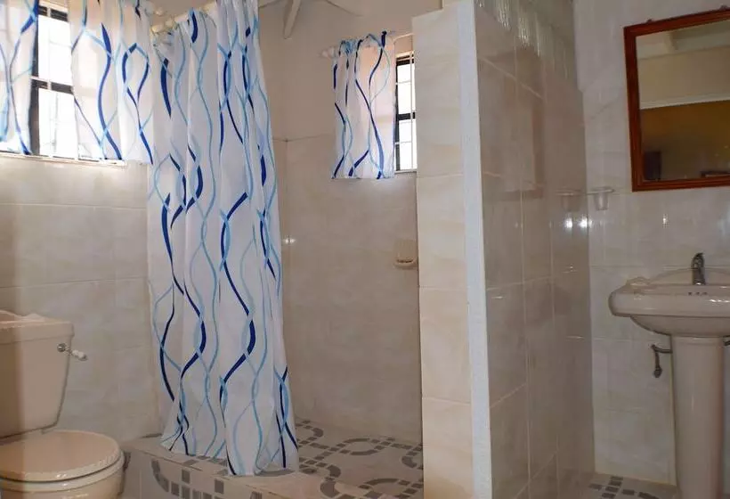 هتل Shonlan Inn And Apartments