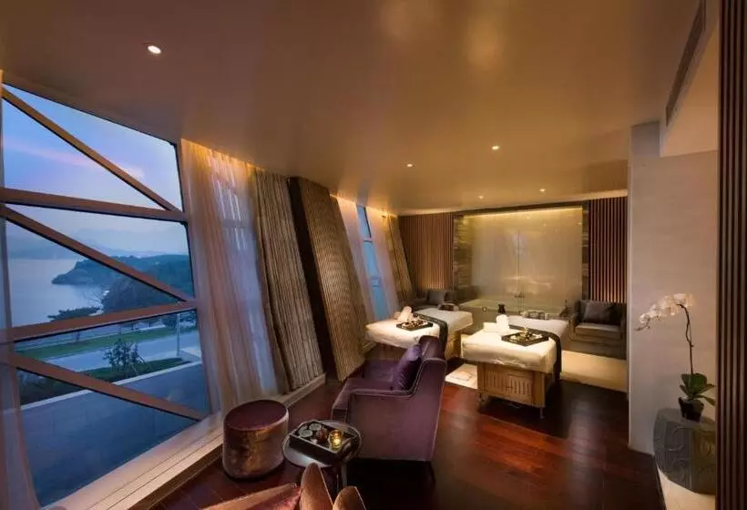 هتل Sunrise Kempinski