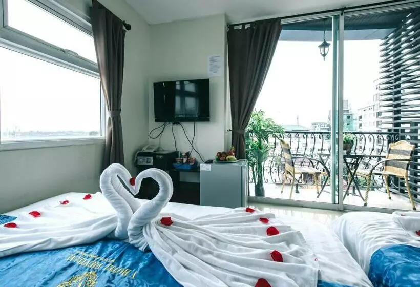 V Hotel Vientiane