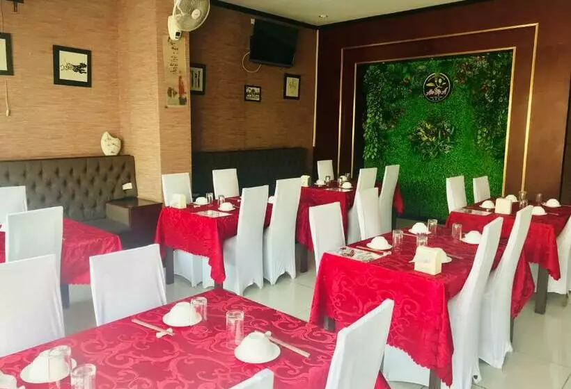 V Hotel Vientiane