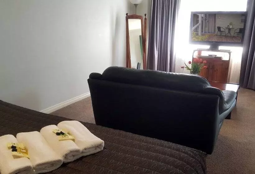 فندق على الطريق Daylesford Motor Inn Vic Pty Ltd