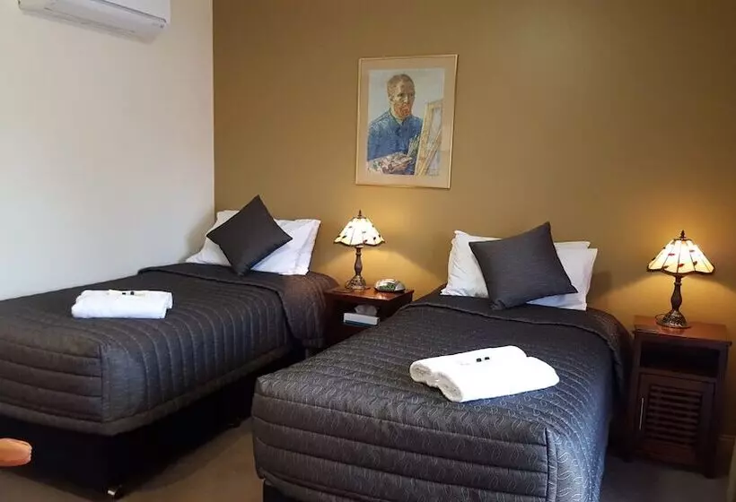 فندق على الطريق Daylesford Motor Inn Vic Pty Ltd