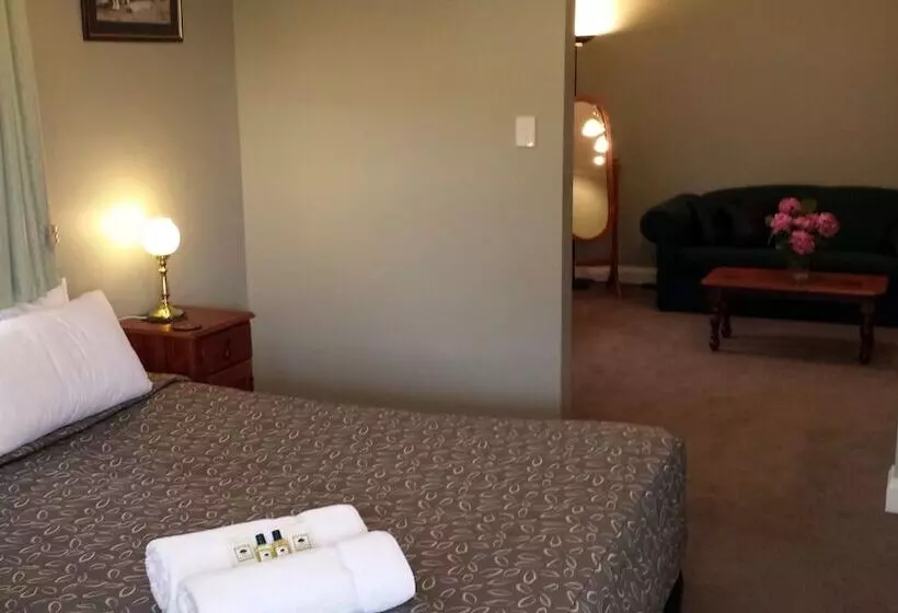 فندق على الطريق Daylesford Motor Inn Vic Pty Ltd