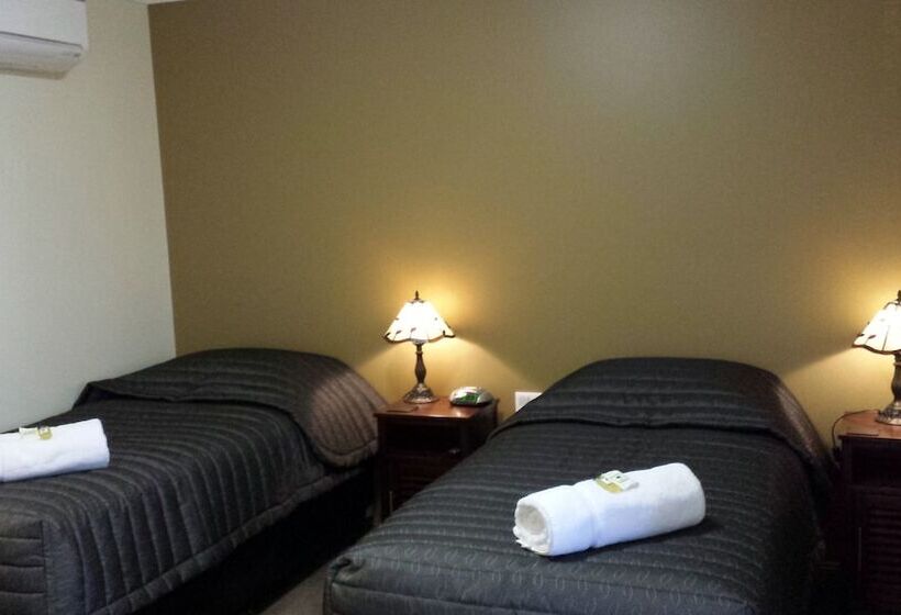 모텔 Daylesford Motor Inn Vic Pty Ltd