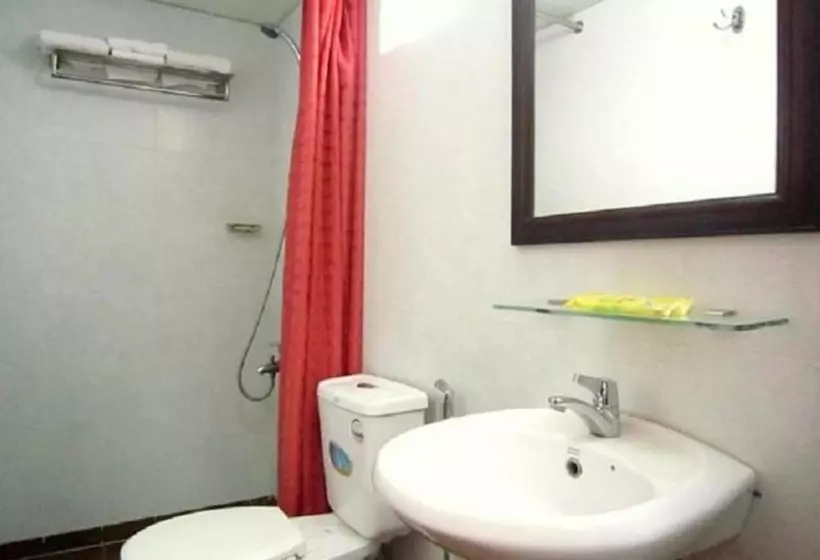 Sao Nam Hotel   Bui Vien Walking Street