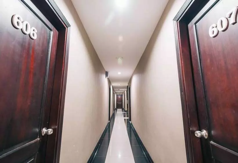 V Hotel Vientiane