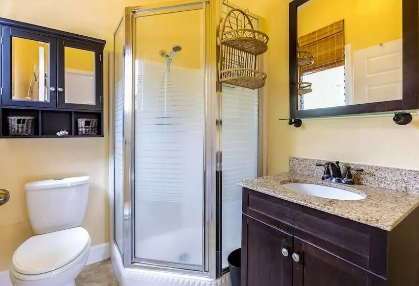 Aamiaismajoitus (B&B) Luana Nai A Inn