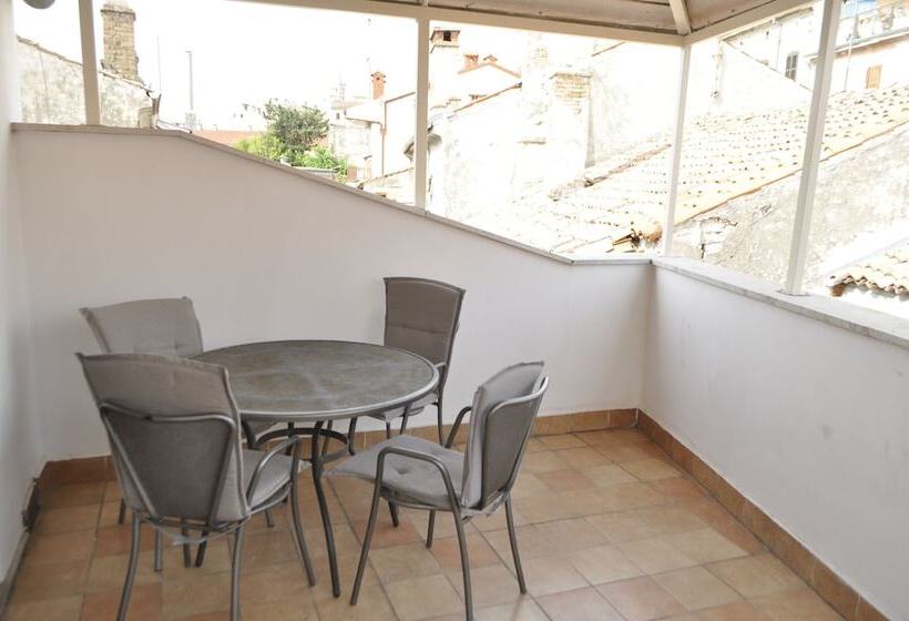 צימר Pula Center Rooms