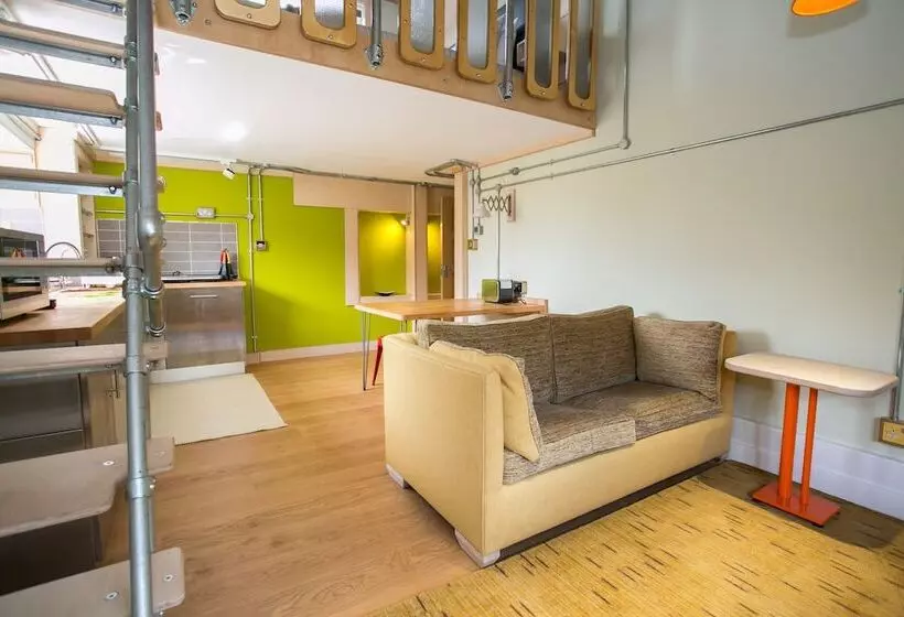 Claron Lodge
