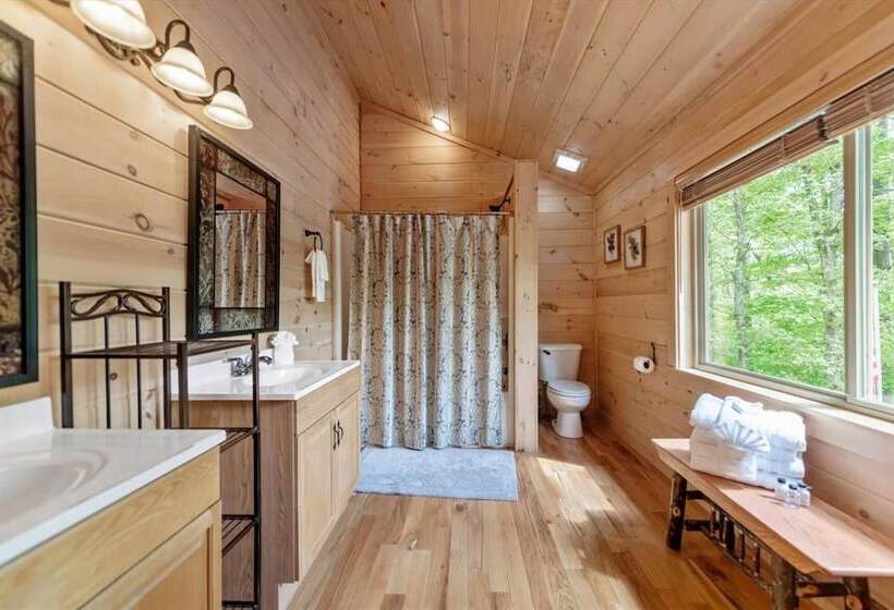 Firefly Pristine Mountain Cabin With Hot Tub Screened Porch Fire Pit Wifi