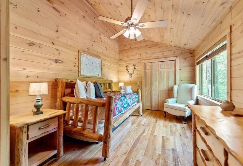 Firefly Pristine Mountain Cabin With Hot Tub Screened Porch Fire Pit Wifi