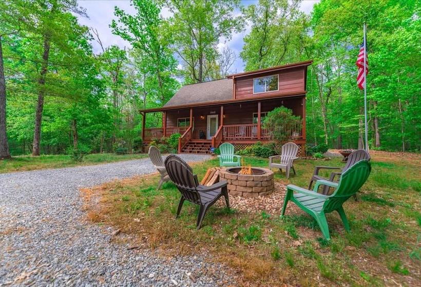 Firefly Pristine Mountain Cabin With Hot Tub Screened Porch Fire Pit Wifi