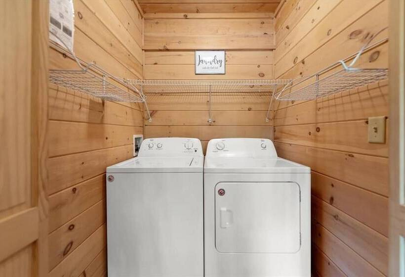 Firefly Pristine Mountain Cabin With Hot Tub Screened Porch Fire Pit Wifi