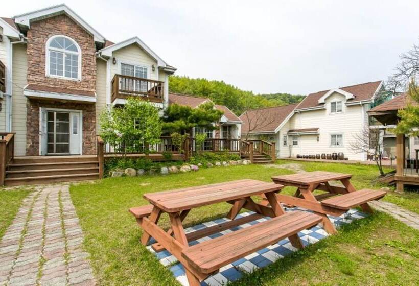 Gongju Jakeun Shimteo Pension