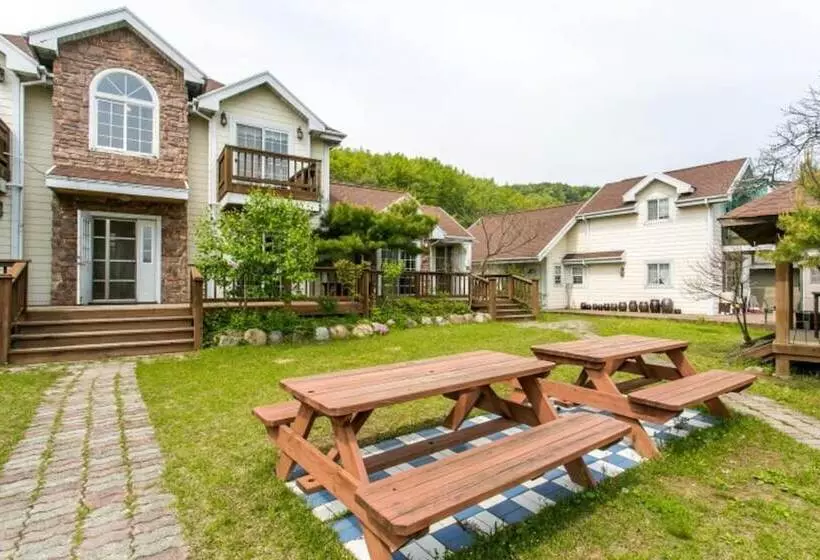 Gongju Jakeun Shimteo Pension