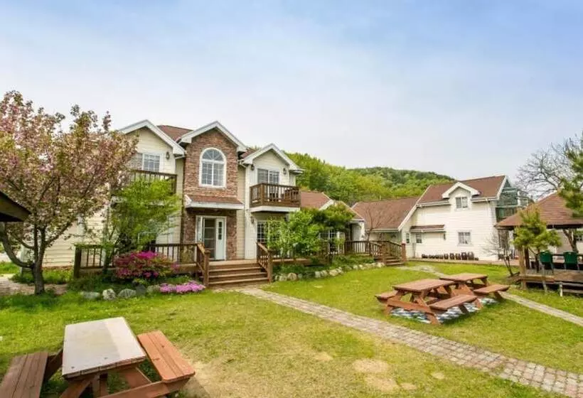Gongju Jakeun Shimteo Pension