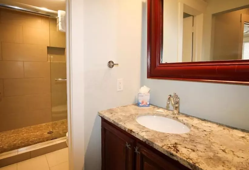 Hotelli 531 Sunsuite