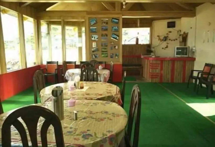 هتل Auli Heights