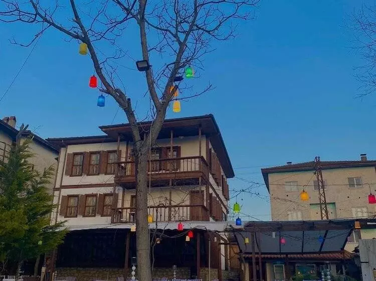 ホテル Bedirbey Konak
