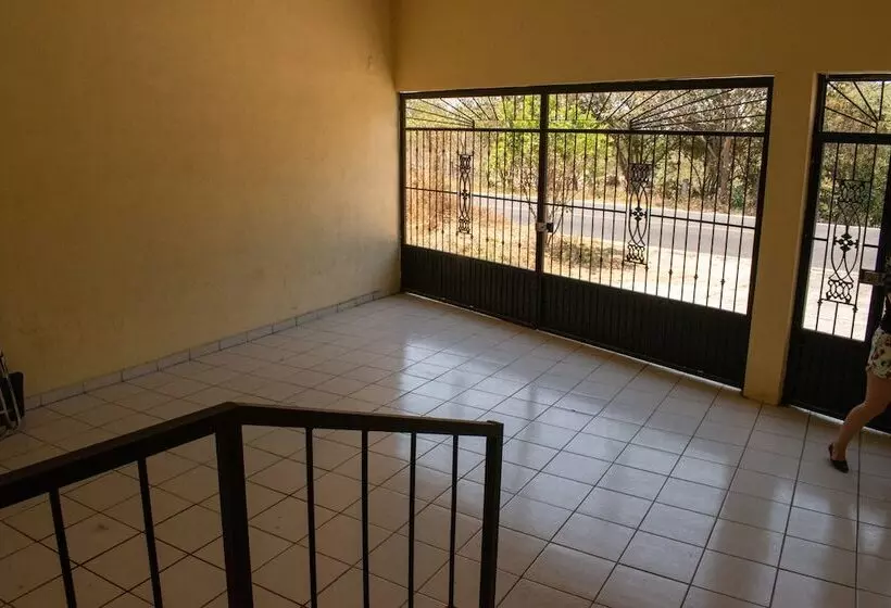 Hotelli Cabaña Madalena