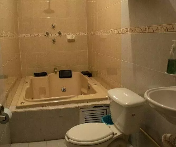 Hotelli Cabaña Madalena