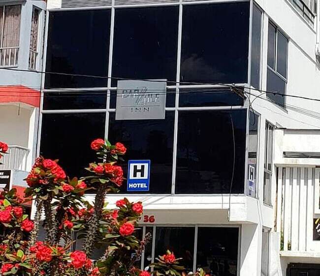 ホテル Capzule Inn