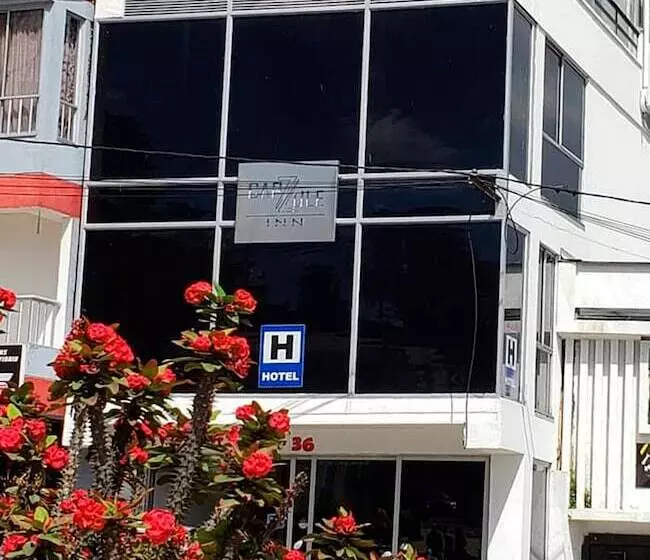 ホテル Capzule Inn