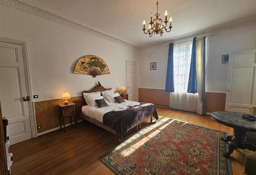 ホテル Château De Chazelpaud