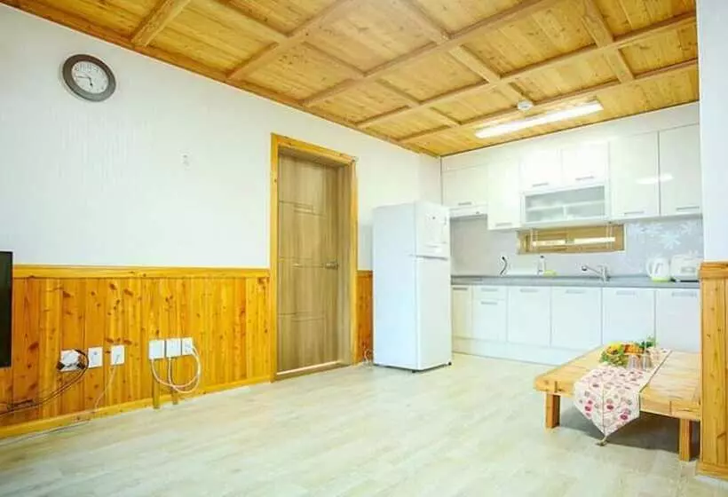 Hotelli Hwayang Gyegok Domyeongsan Pension