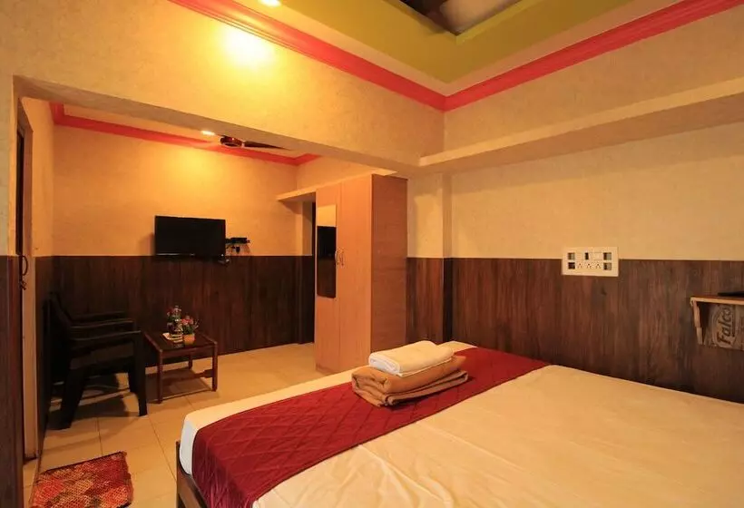 Hotelli M.g.r. Park Inn