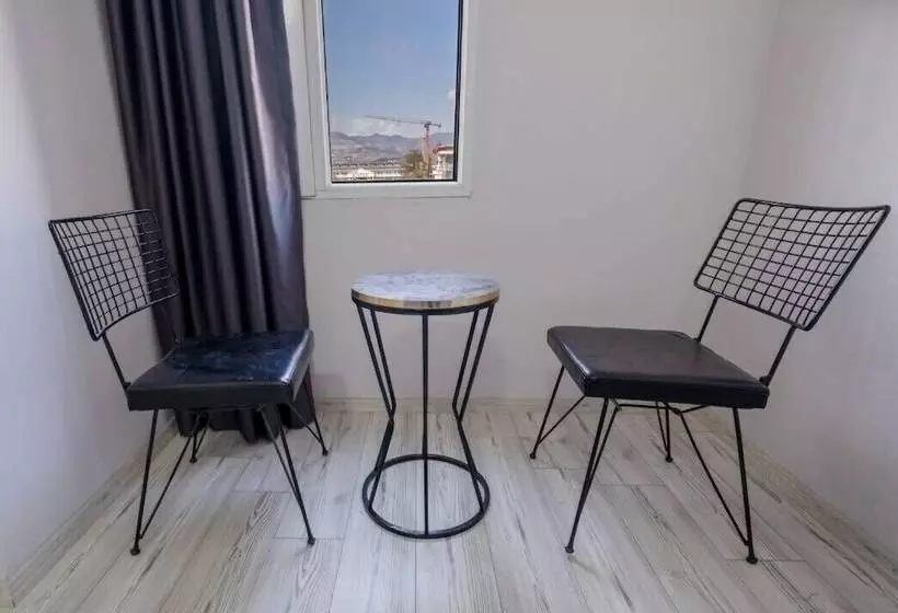 Hotelli New Blue Izmir Bornova