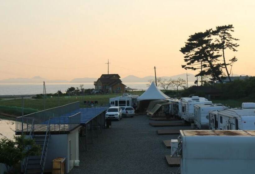 فندق Taean Mom Village Caravan Camping