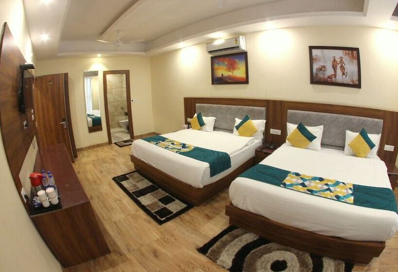 Hotel The Royal Bhumesh