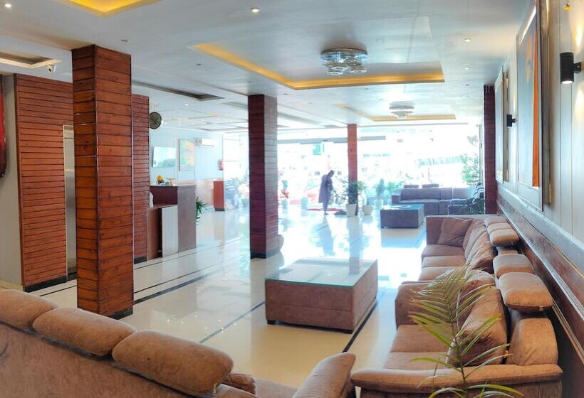 Hotel The Royal Bhumesh